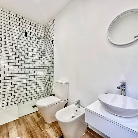 Lovely Retreat Off The Sea Front * Gzira