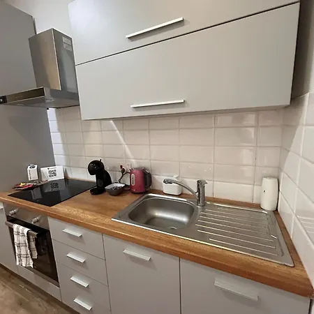 Apartmán Lovely Retreat Off The Sea Front *