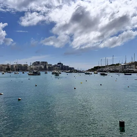 Lovely Retreat Off The Sea Front * Gzira