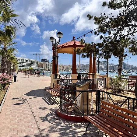 Lovely Retreat Off The Sea Front Apartmán *