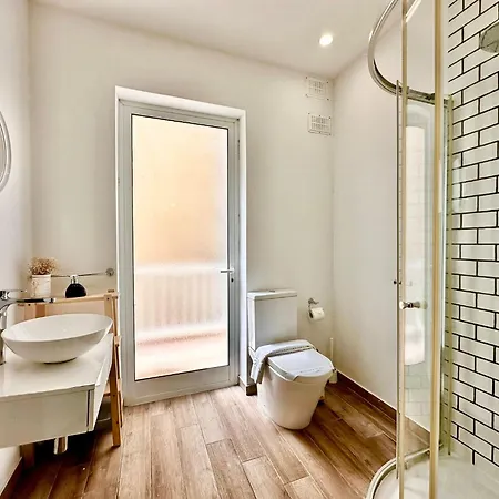 Lovely Retreat Off The Sea Front Gzira