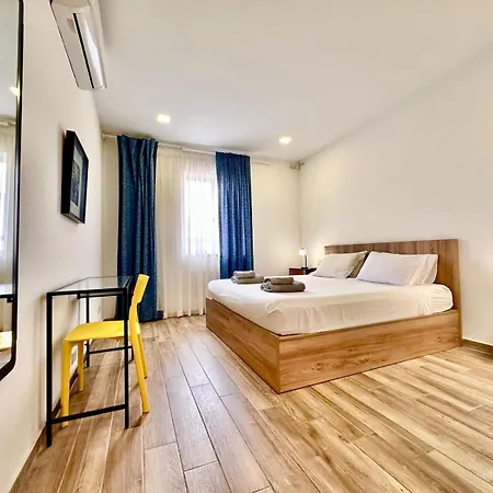 Lovely Retreat Off The Sea Front Apartment *