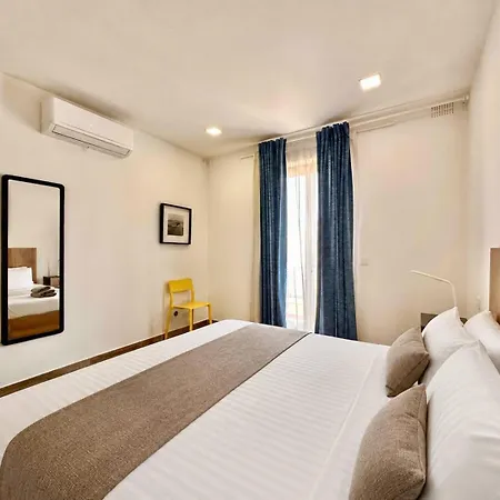 Lovely Retreat Off The Sea Front Apartment *